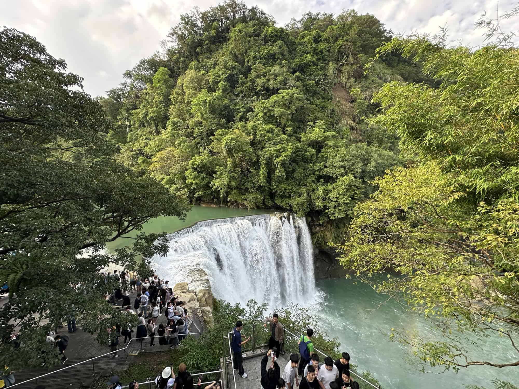 Shifen Waterfall view